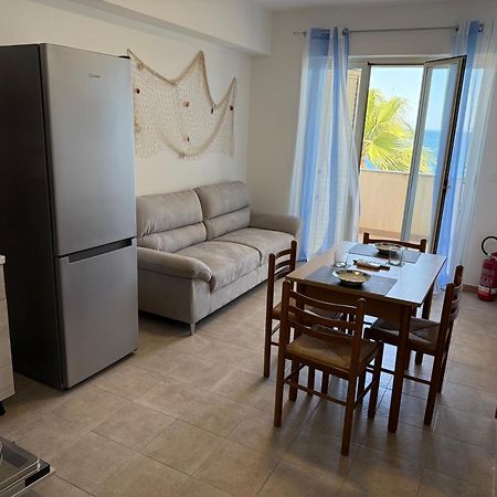 Apartamento Family House Letojanni Taormina Exterior foto