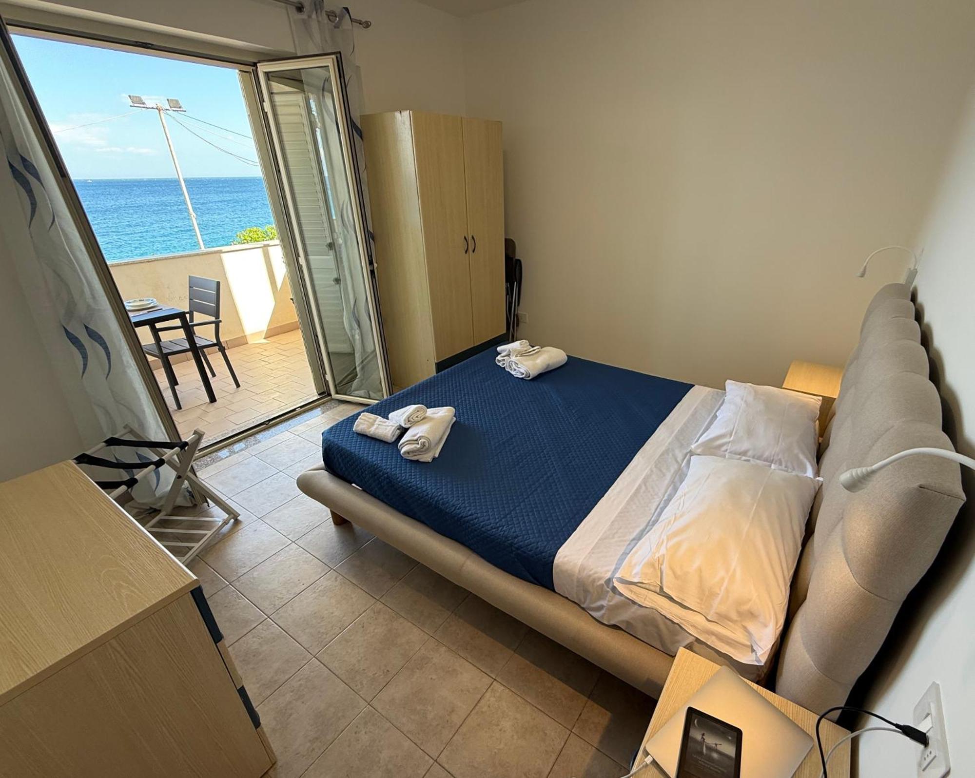 Apartamento Family House Letojanni Taormina Exterior foto
